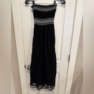 Pinky Black and White Maxi Dress